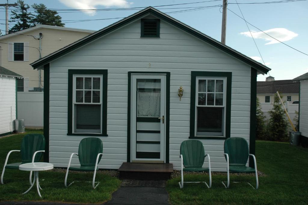 Channel Waterfront Cottages Weirs Beach Szoba fotó