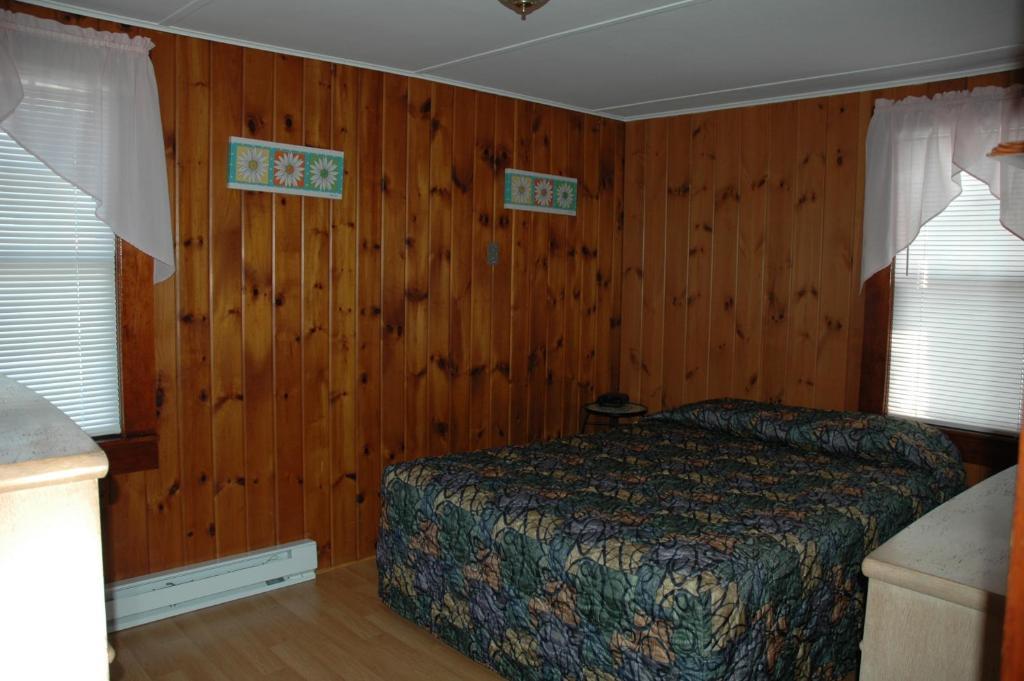 Channel Waterfront Cottages Weirs Beach Szoba fotó